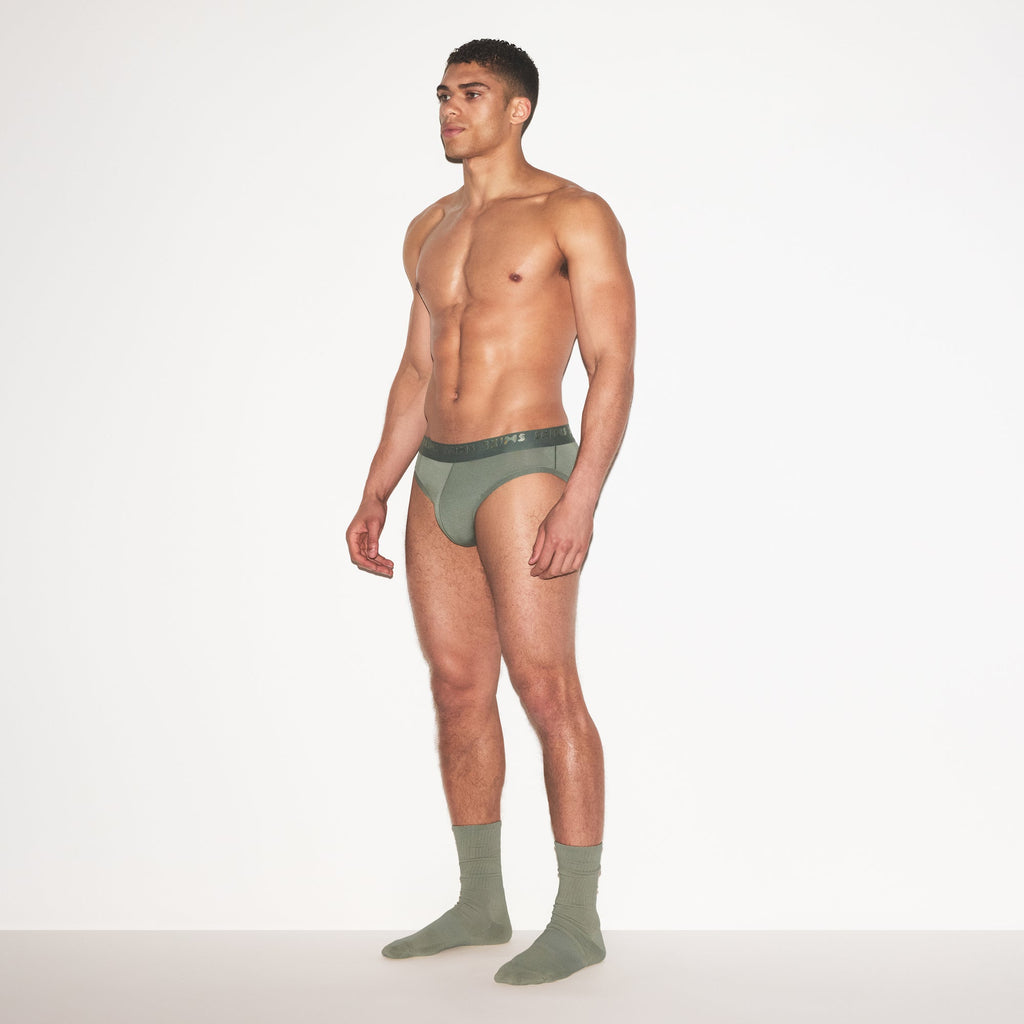 SKIMS STRETCH MENS BRIEF | LAUREL