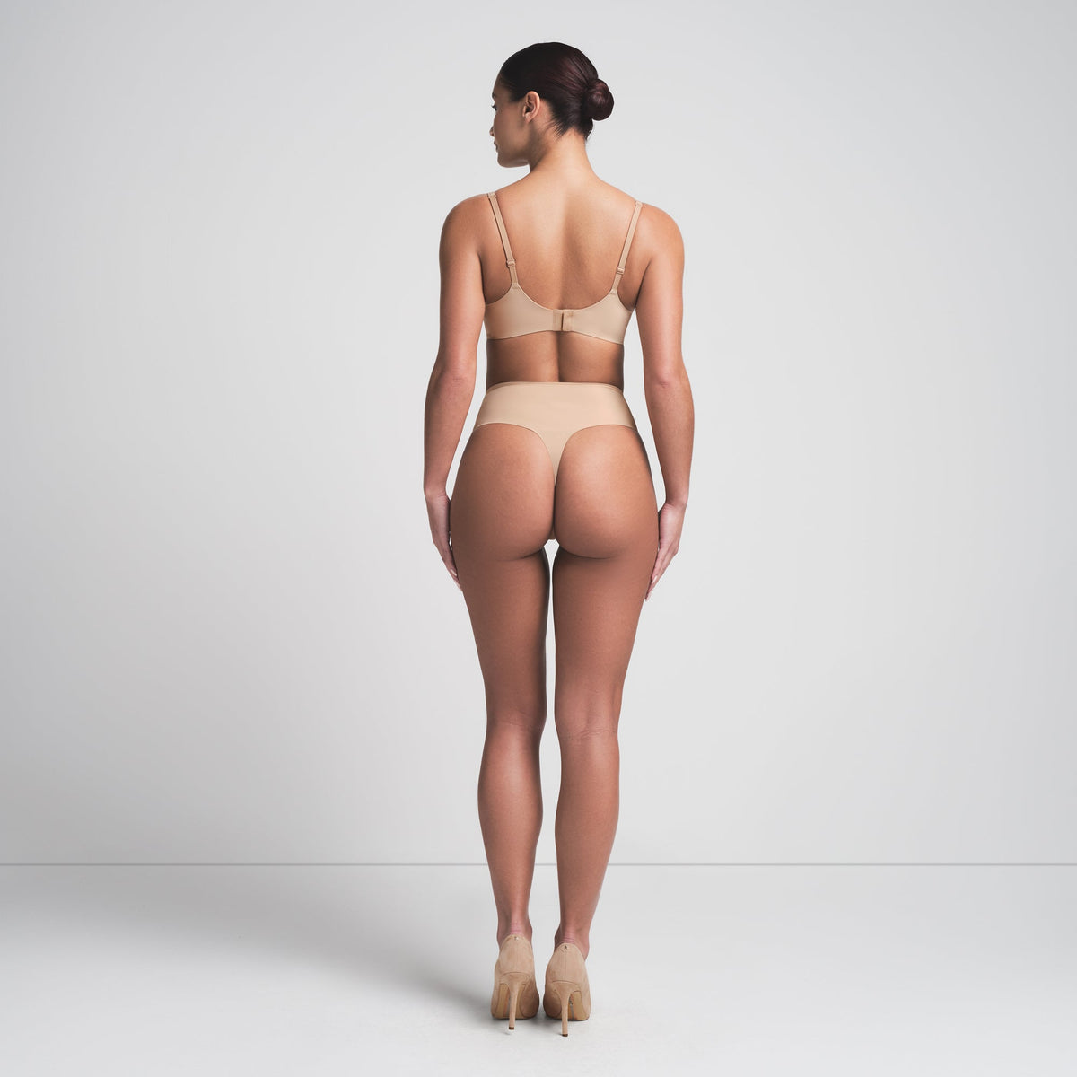 SMOOTHING INTIMATES UNLINED MINIMIZER BRA | CLAY