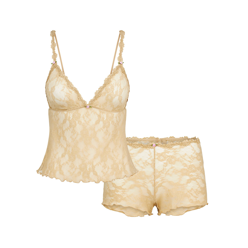 STRETCH LACE TRIANGLE CAMI AND SHORT SET | DELTA